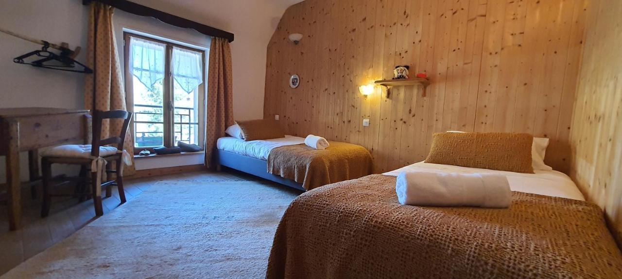 Le Castellou Bed & Breakfast